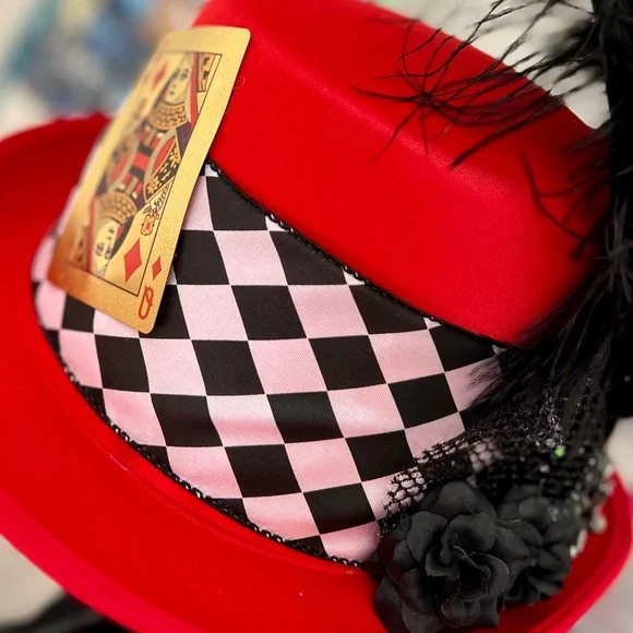 Harley Quinn Steampunk Cosplay hat by The Mad Hattress - Picture 3 of 3